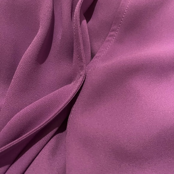 Banana Republic lilac keyhole blouse size small petite - Picture 9 of 14